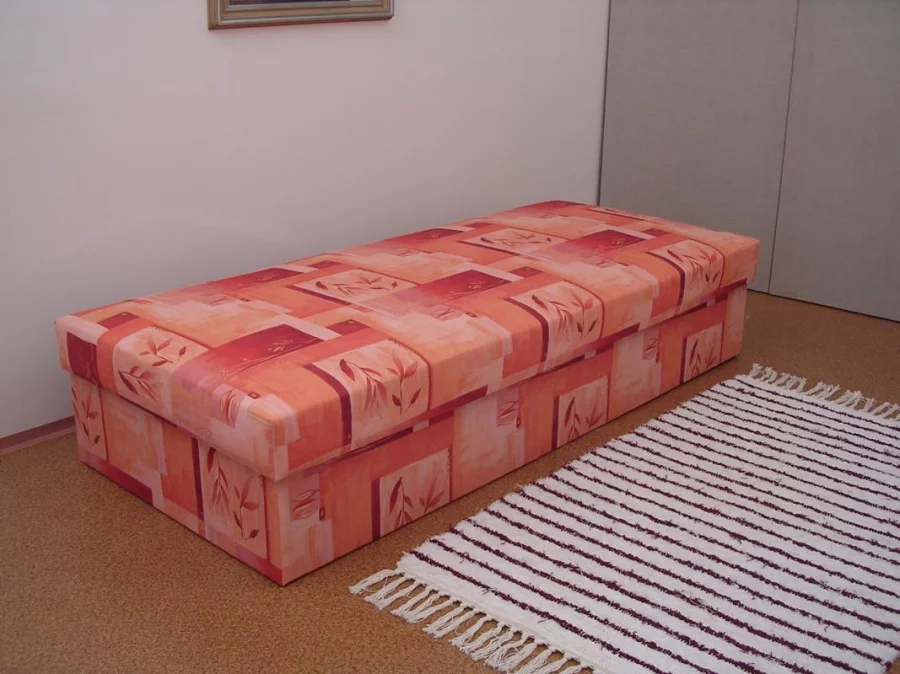 BEÁTA PLUS - válenda s úl. prostorem, pružiny plus zátěžová  a studená pěna.